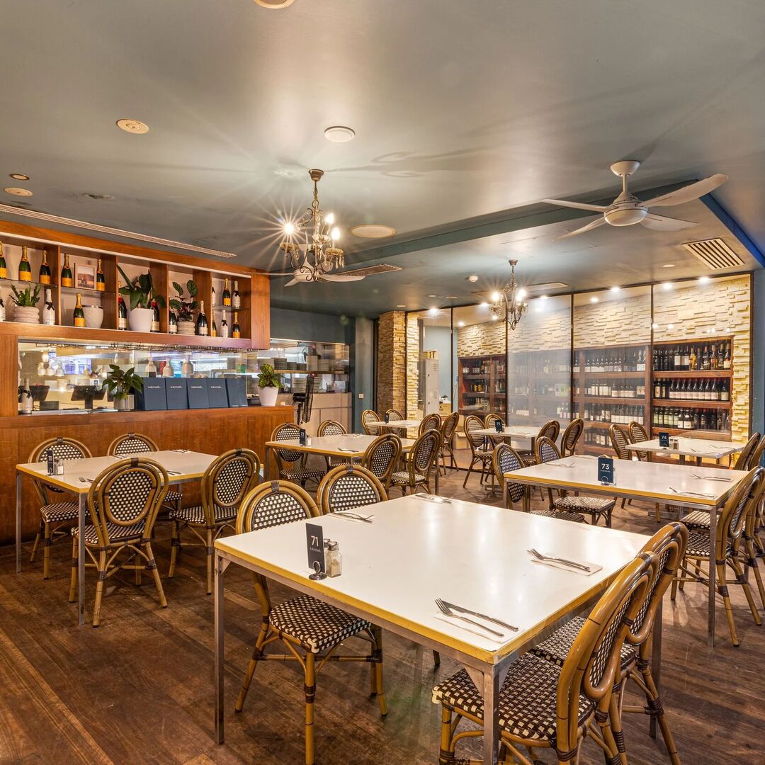 Function Spaces – Wine Room – Large – Feed – square